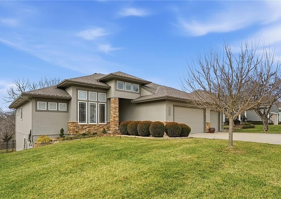 1st image of 8608 Ridgeway Ct