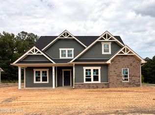 454 James Street, Vass, NC 28394