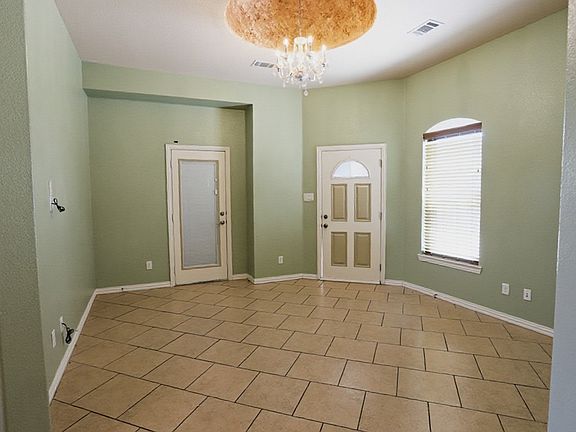 3rd image of 234 Bayne Rd #B