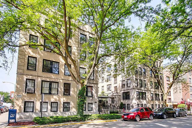 1st image of 3604 N Pine Grove Ave APT 3E