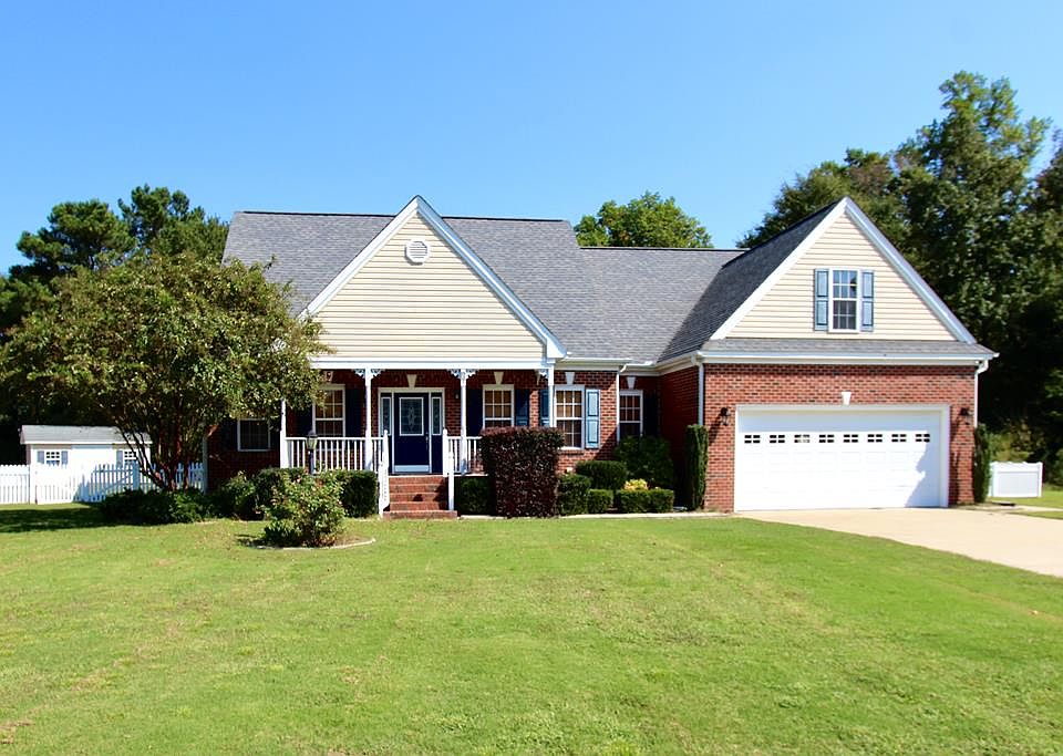 1st image of 216 Dogwood Estates Ln