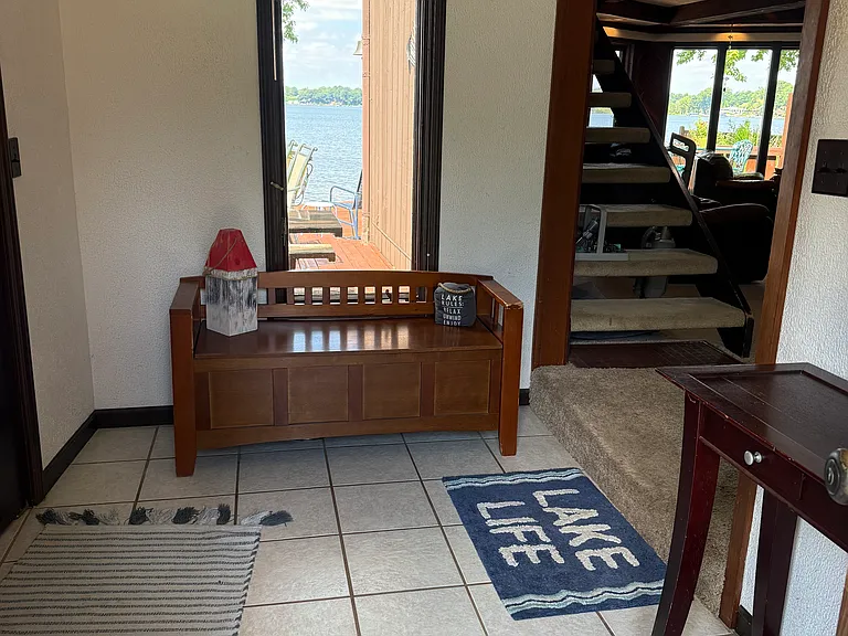 881 E Shore Dr — Photo 28