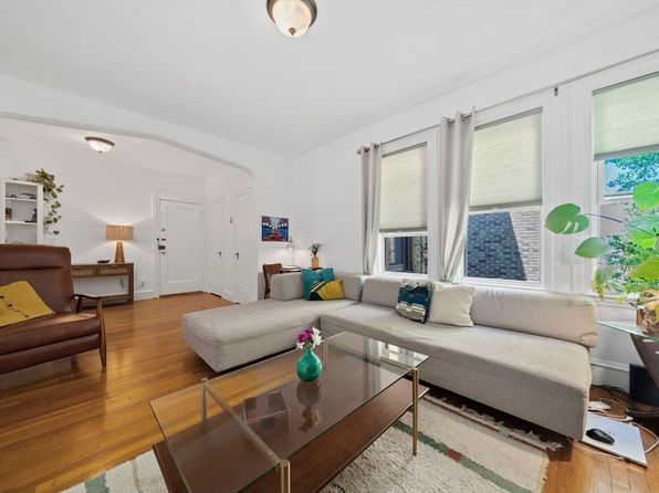 1666 Commonwealth Ave APT 53, Brighton, MA 02135