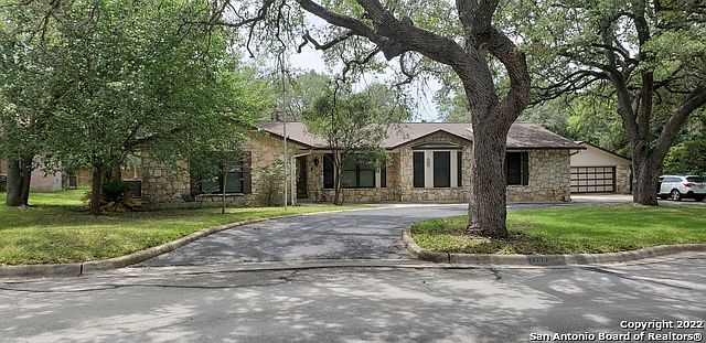 1st image of 1308 Circle Oak Dr