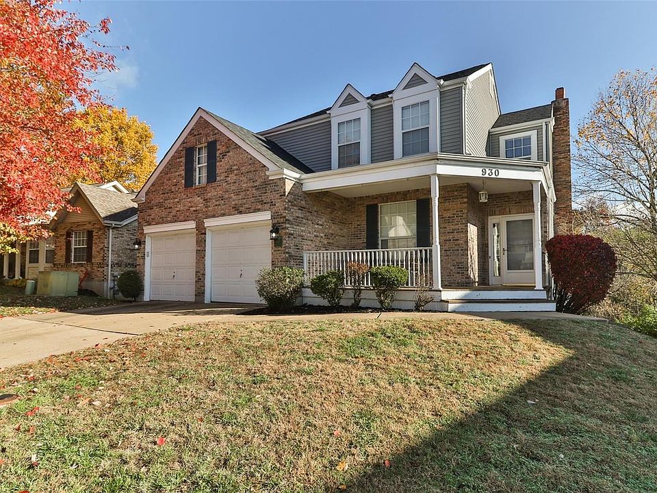 Welcome to 930 Cleta in Ballwin