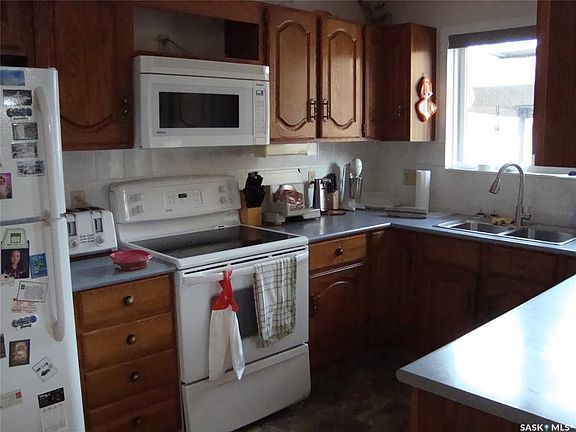 2nd image of 111 2nd STREET E