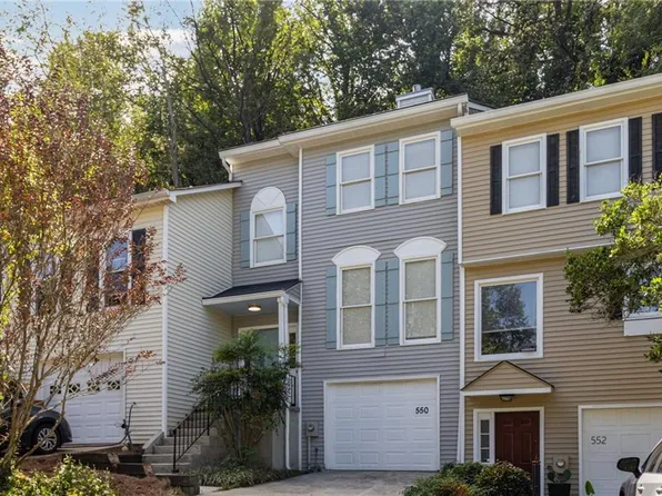 550 Stratford Grn, Avondale Estates, GA 30002
