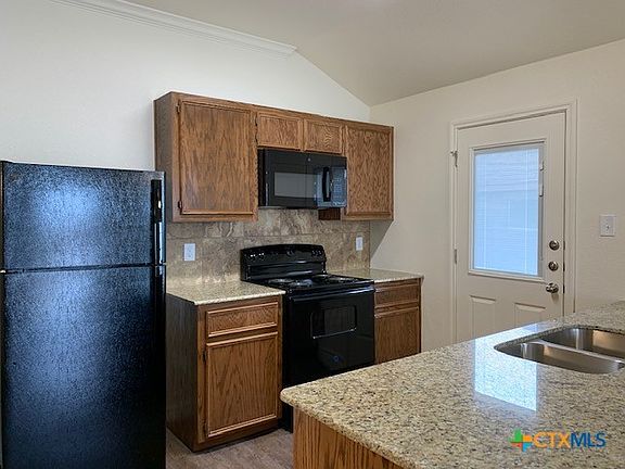 5th image of 305 Olaf Dr
