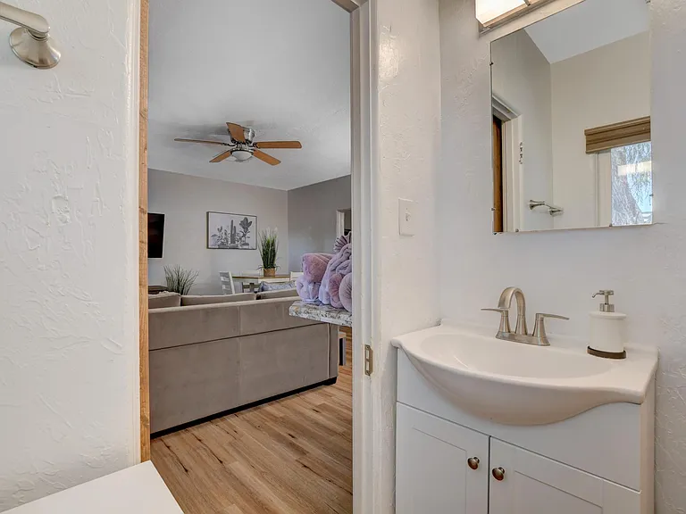 3916 Vegas Dr #3-A — Photo 18