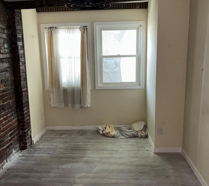 2nd image of 641 N 34th St
