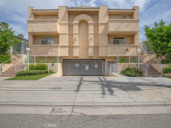 13801 Oxnard St APT 101, Van Nuys, CA 91401