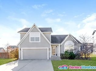 1975 W Ferrel Dr, Olathe, KS 66061