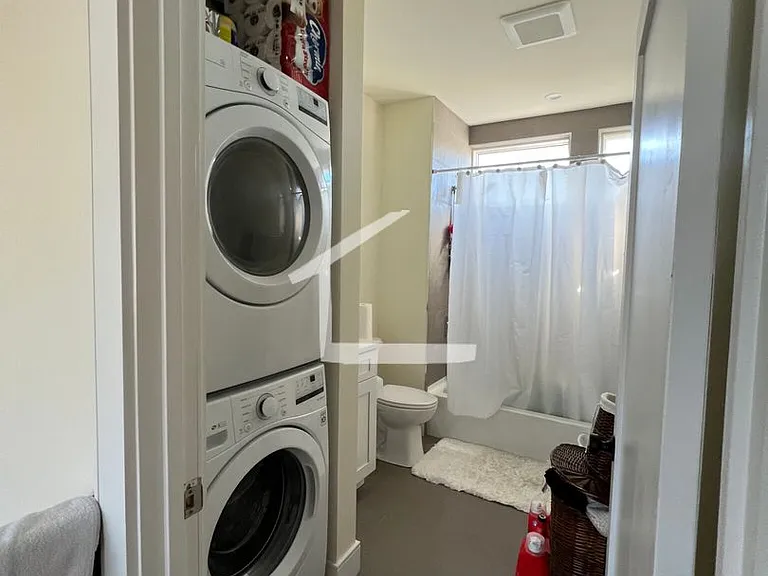 58 Cameron St #4 — Photo 8