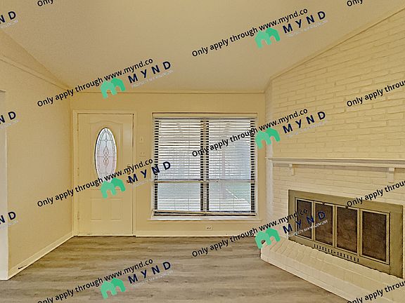 2nd image of 3629 Stables Ln #3629