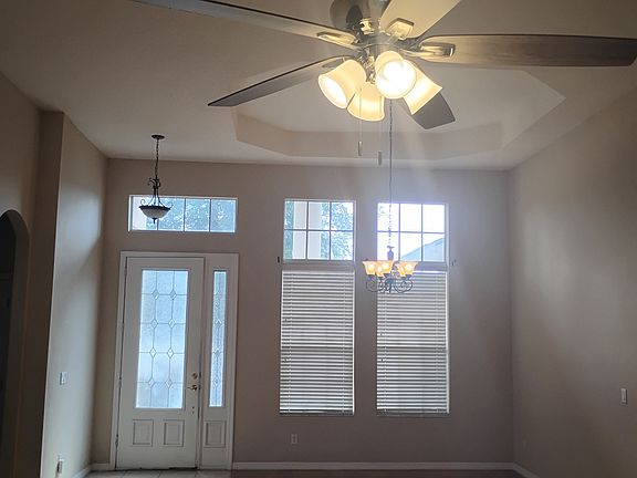 5th image of 626 Alexandria Place Dr