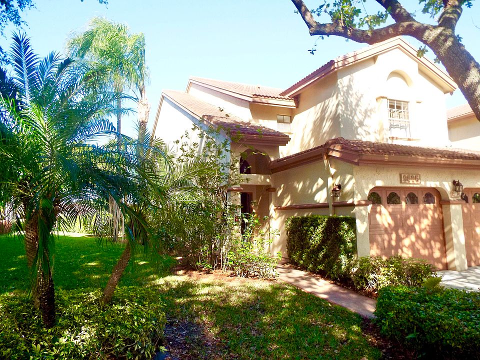 1st image of 9565 Medici Ln