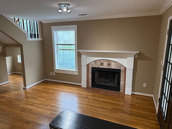 4th image of 2262 Oak Glenn Cir