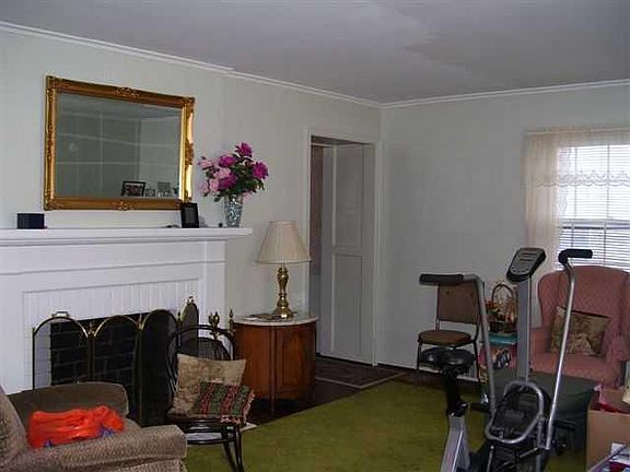 2nd image of 5022 N Graceland Ave