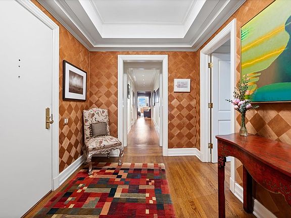 4th image of 189 E Lake Shore Dr Suite 4E