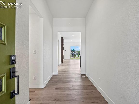 5th image of 9417 Bugaboo Dr