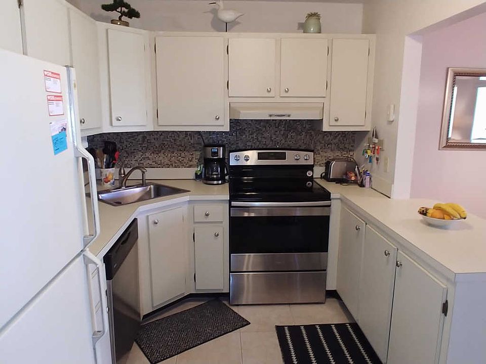 1st image of 217 Pine Hov Cir APT A-2