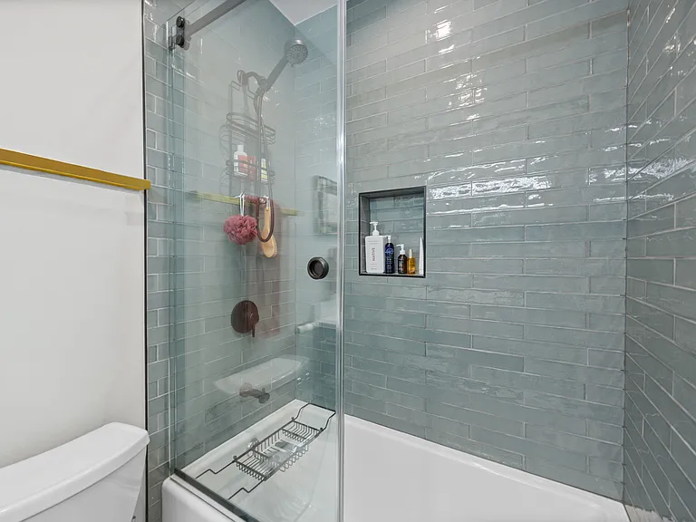 2451 N Albany Ave #1 — Photo 13