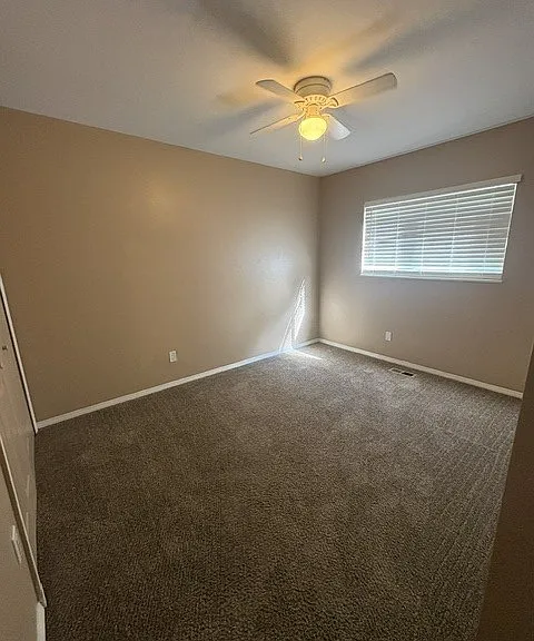 504 Cragmor Rd — Photo 12
