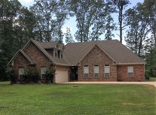 41 Garrett Rd, Greenbrier, AR 72058