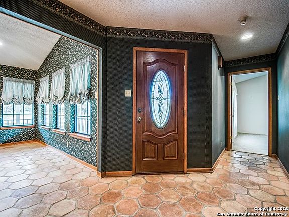4th image of 11 Pulliam Dr