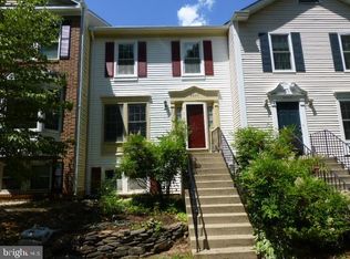 6064 Clay Spur Ct, Centreville, VA 20121