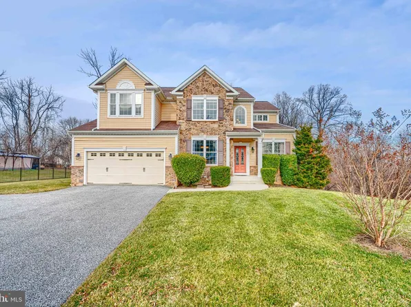 406 Sherwood Rd, Cockeysville, MD 21030