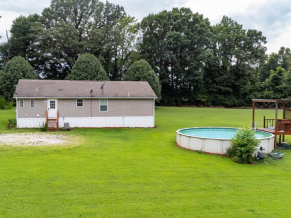 5th image of 385 Shady Rest Rd