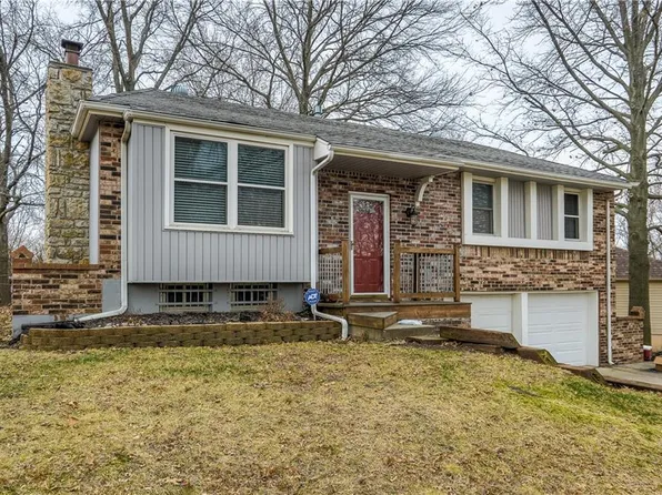 1709 N Hanover Ave, Independence, MO 64056