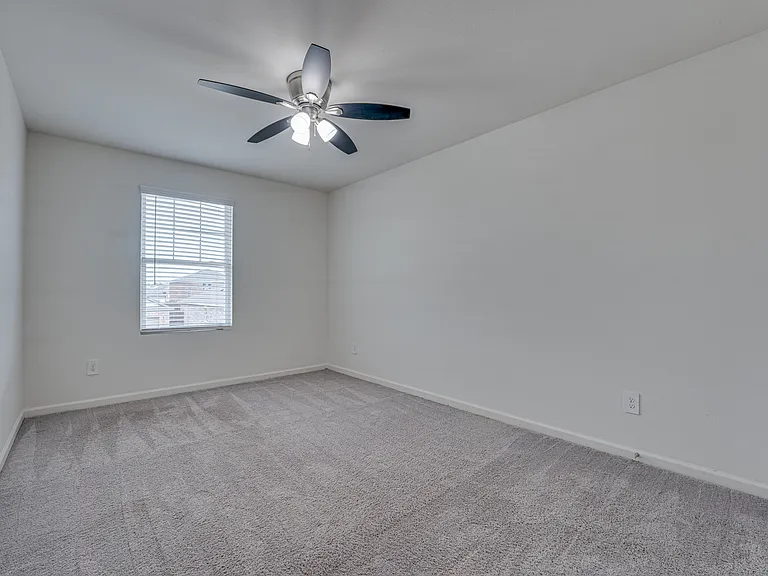 767 Camden Dr — Photo 20