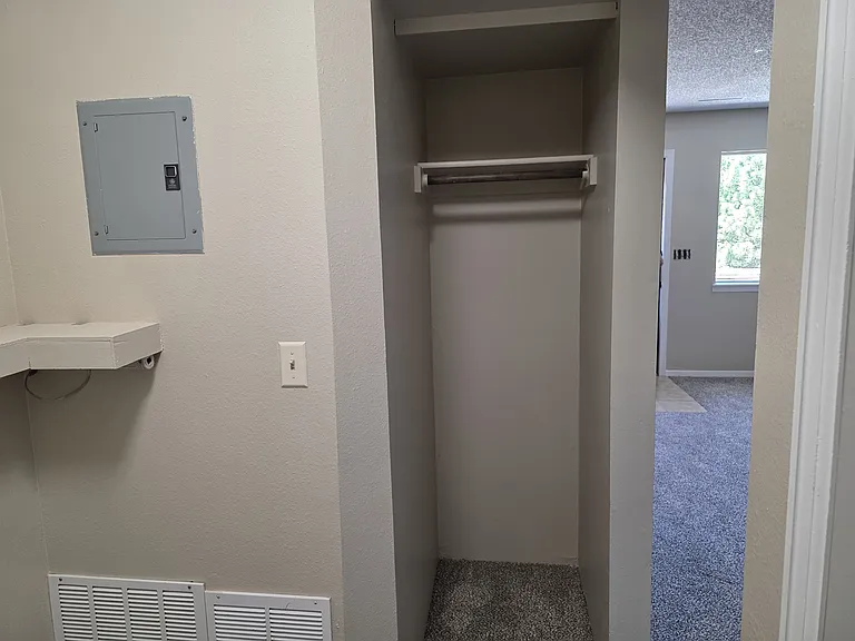 6837 Western Pl — Photo 15
