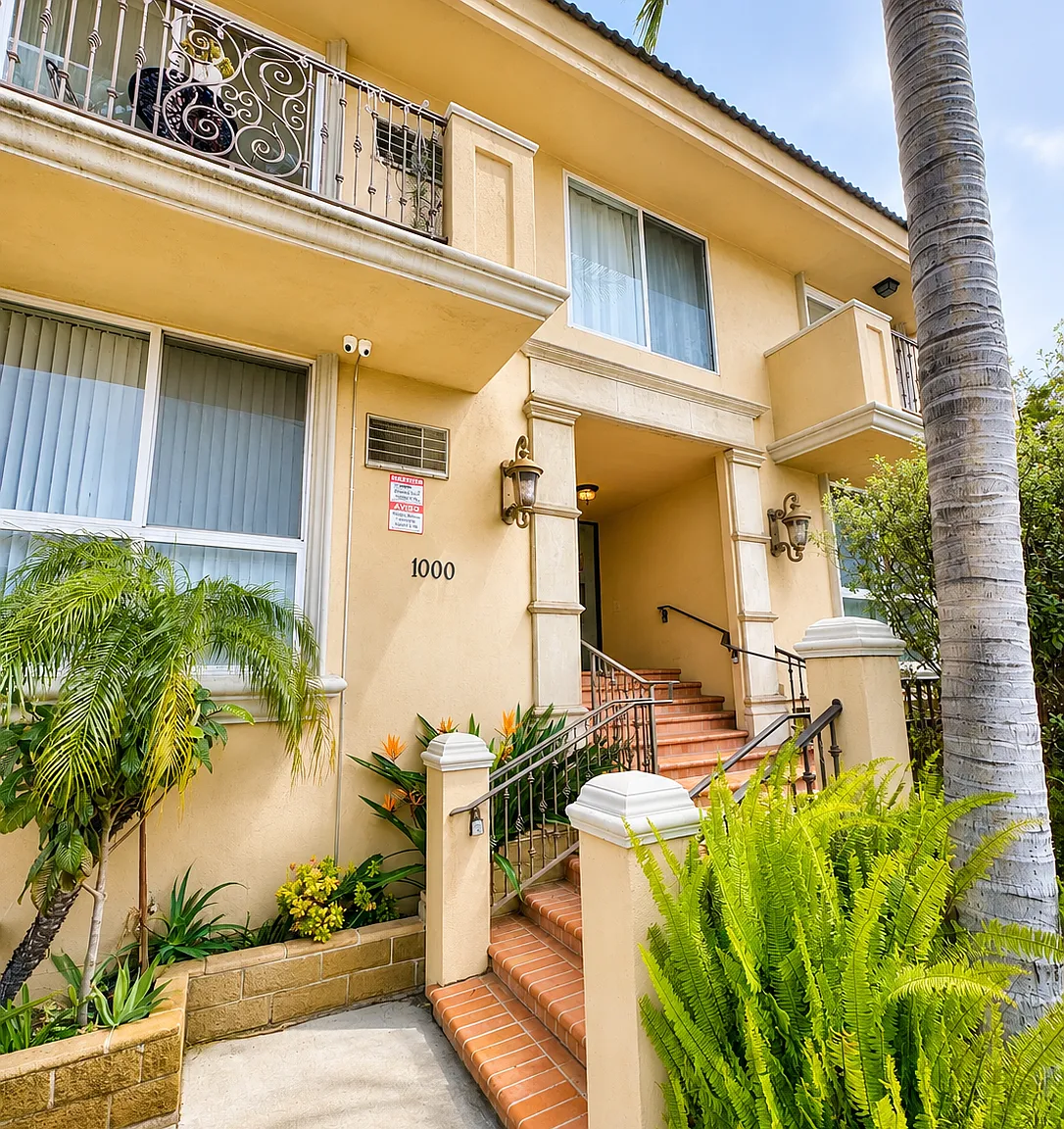 1000 N Doheny Dr West Hollywood, CA 90069 — Photo 3