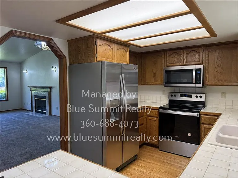 1709 Easthill Pl NW — Photo 6