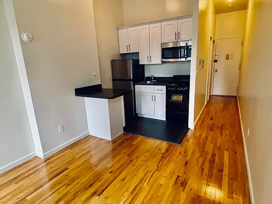 Rented by Compass | media 1