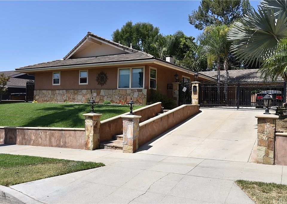 1st image of 7823 California Ave