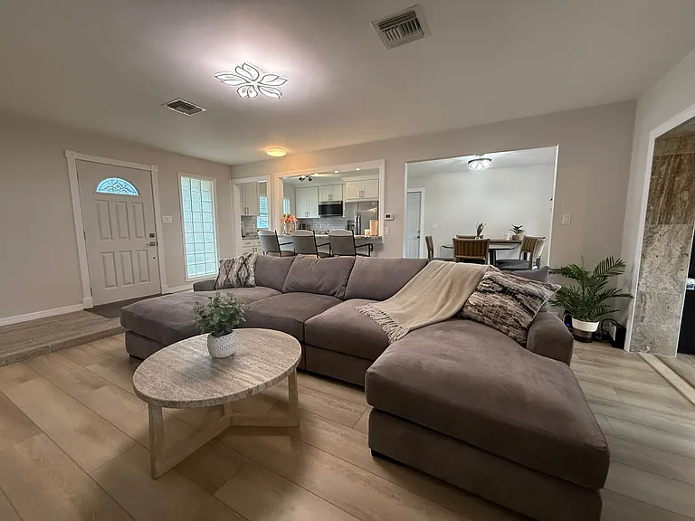 1433 Marjohn Ave — Photo 4