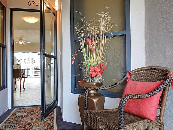 3rd image of 6232 N Mirror Lake Dr Unit 620