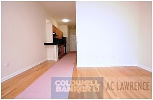 3rd image of 128 E 93rd St