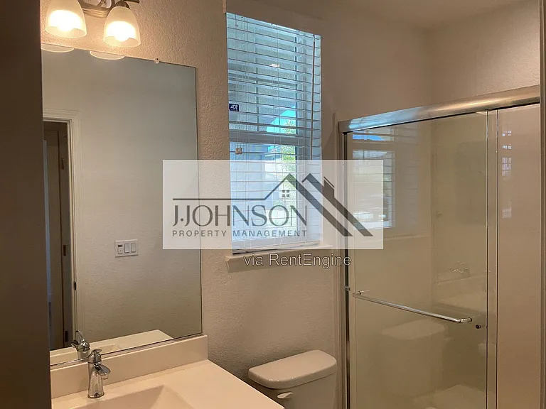 1671 Mulholland Dr — Photo 10