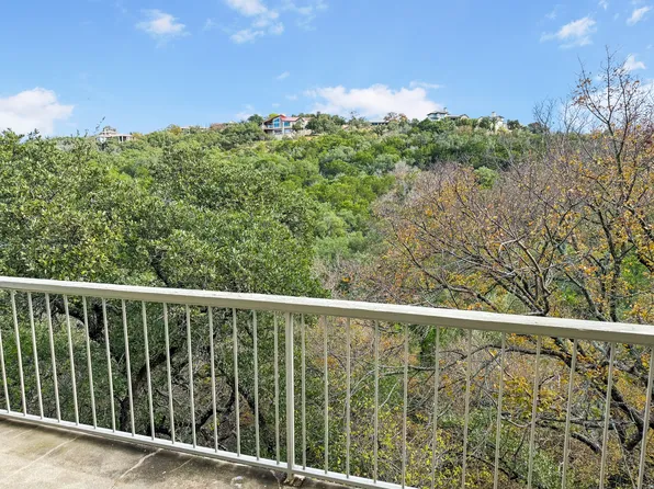 801 Grassy Knl #A, Horseshoe Bay, TX 78657