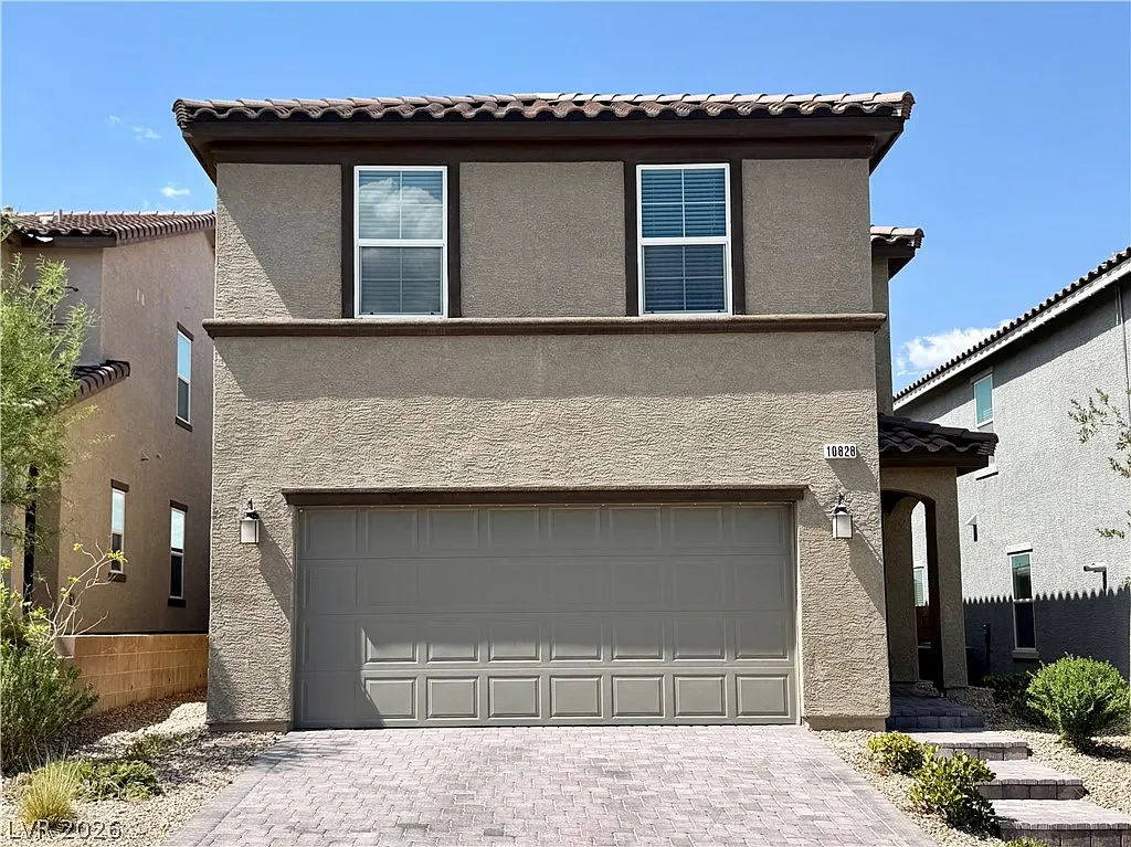 3 bed, 2.5 bath, 1747 sqft, $2,195 — Photo 2