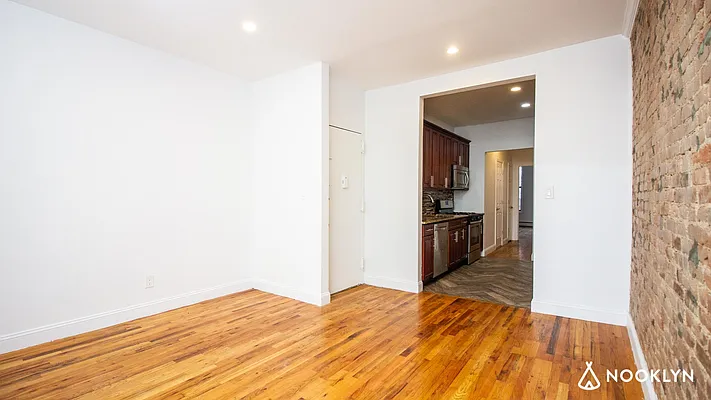 Rented by Nooklyn NYC LLC | media 12