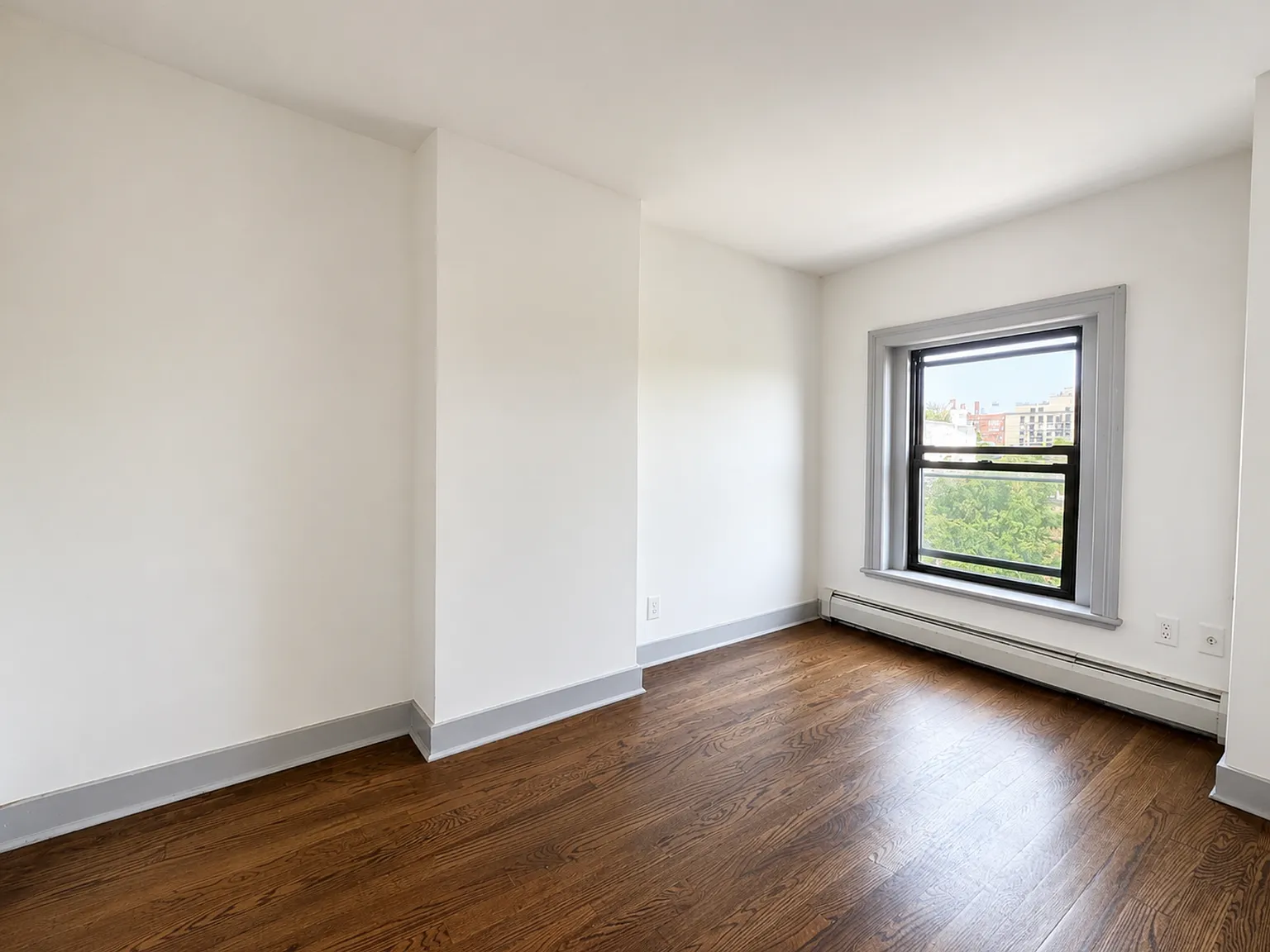 616 Lafayette Avenue — Photo 3
