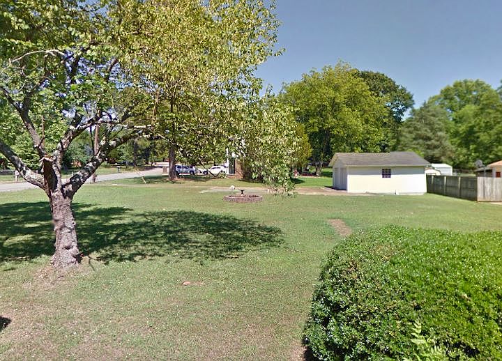1st image of 3804 Glendale Ln NW