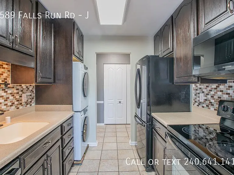 8589 Falls Run Rd #J — Photo 7