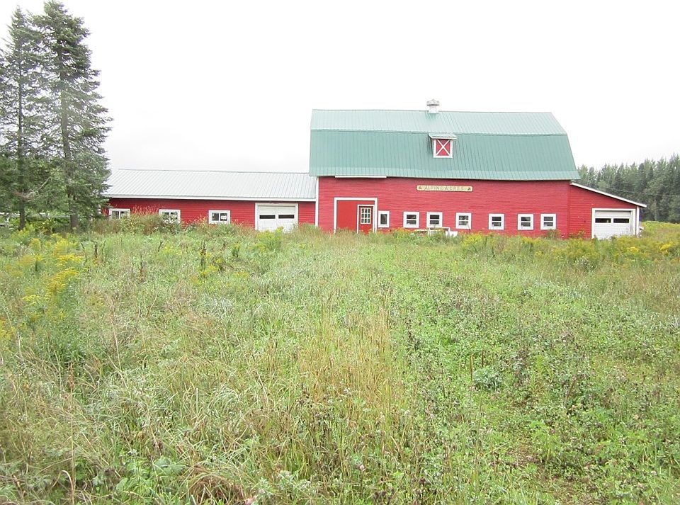 2nd image of 86 Ragged Lake Rd